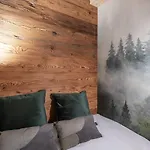 Forest Lodge, A Luxury With Sauna And Jacuzzi 克松吕-隆日梅