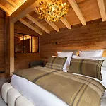 Forest Lodge, A Luxury With Sauna And Jacuzzi