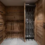 Forest Lodge, A Luxury With Sauna And Jacuzzi 木屋 克松吕-隆日梅