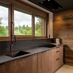 Forest Lodge, A Luxury With Sauna And Jacuzzi 木屋