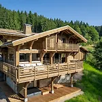 Forest Lodge, A Luxury With Sauna And Jacuzzi 木屋 克松吕-隆日梅
