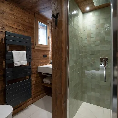Chalet Forest Lodge, A Luxury With Sauna And Jacuzzi *