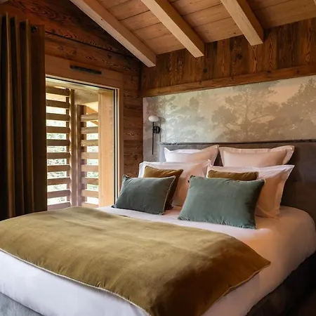 Forest Lodge, A Luxury With Sauna And Jacuzzi Chalet