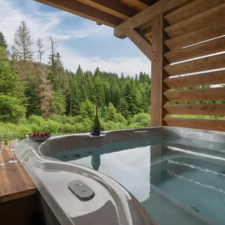 شاليه Forest Lodge, A Luxury With Sauna And Jacuzzi