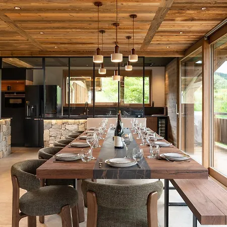 Forest Lodge, A Luxury With Sauna And Jacuzzi Chalet