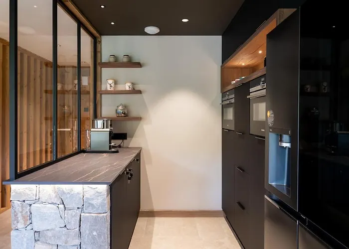 Forest Lodge, A Luxury With Sauna And Jacuzzi Horská chata *