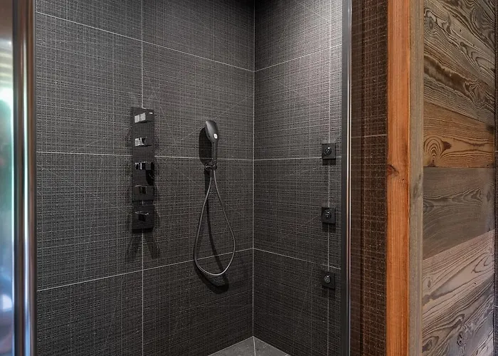 Forest Lodge, A Luxury With Sauna And Jacuzzi *